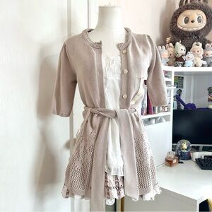 Banana Republic beige knit cardigan with belt